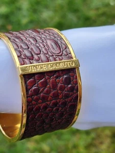 Vince Camuto Reddish Brown Wide Bangal Bracelet Gold Tone 7 3/4" Faux Aligator  - Picture 1 of 10