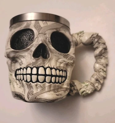 Taza de café calavera de acero inoxidable $100 decoración sumergida/envuelta solo reparada Foto 1 de 4