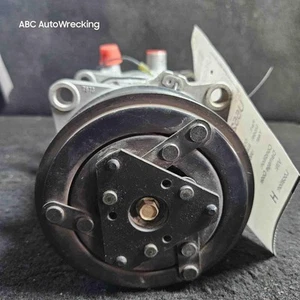 A/c Air Compressor MAZDA B2500 PICKUP 98 99 00 01 - Picture 1 of 5