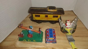 Lot of 4 Vintage Tin Toys - Picture 1 of 22