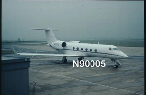 N90005 : Grumman G-1159 Gulfstream II : Corporate : 35mm slides 72b kodak - Picture 1 of 1