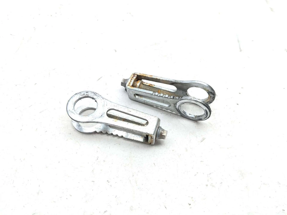 Ajustadores de eje de rueda trasera Triumph America 2002-2015 Foto 1 de 4