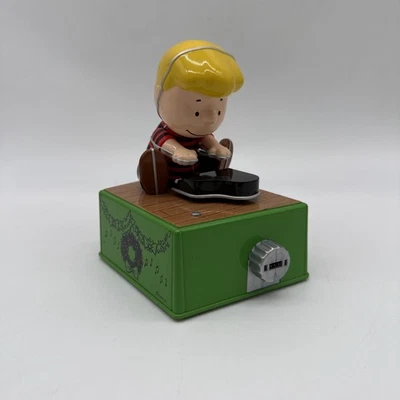 Hallmark Peanuts Schroeder 2017 Dance Party w/ Music & Motion Figure -- NEW