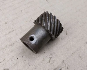 BSA C10 C11 Distributor Dizzy Drive Gear 16T - Bild 1 von 2