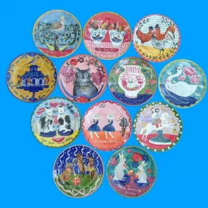 12 UNUSED THE TWELVE DAYS OF CHRISTMAS EMILY MAUDE 8" PLATES FOR ANTHROPOLOGIE - Picture 1 of 14