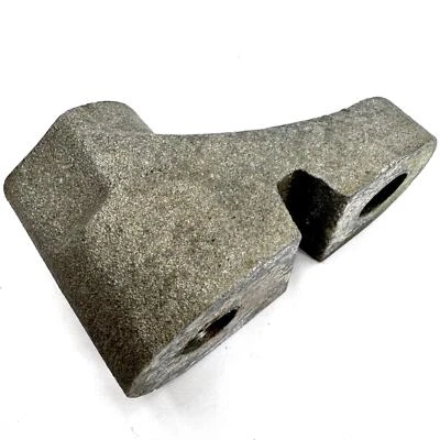 95-01 ARCTIC CAT ZL ZR EXT THUNDERCAT IDLER WHEEL MOUNTING BRACKET 0604-911 - Image 1 of 2