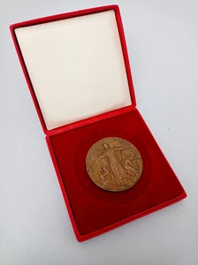 MEDAL BRONZE CENTENARY of Adriática Di-Sicurta TRIESTE MEETING 1938 VTG BOXED - Picture 1 of 6