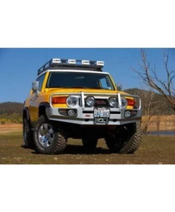 KIT MONTAJE PARACHOQUES ARB PARA CHEVROLET SILVERADO 3562030 1999-2002 - Imagen 1 de 3