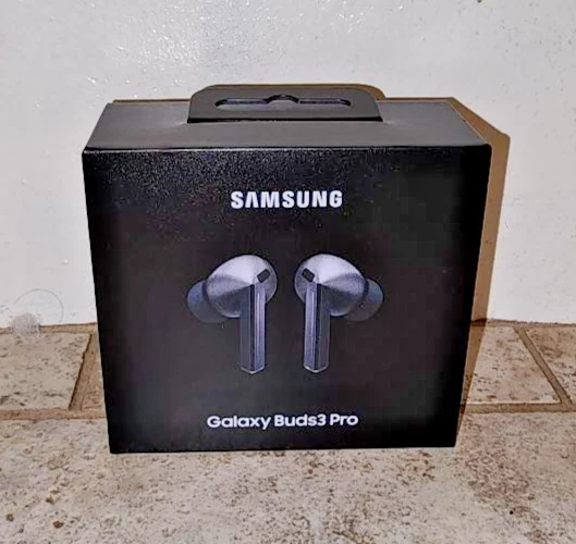 Samsung Galaxy Buds3 Pro Wireless Earbud Headphones - Silver  SEALED!!! - Image 1 of 1