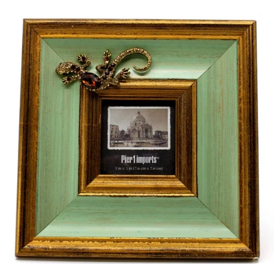 Marco de fotos Pier 1 verde lagarto con joyas 3x3" pulgadas Foto 1 de 4