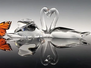 Baccarat Fine Crystal Loving Swans - Bild 1 von 16