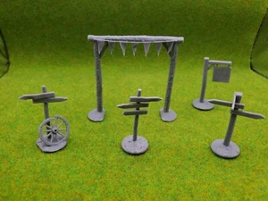 Reconquer Designs Medieval War Game 28mm Town Decor Signposts - Picture 1 of 5