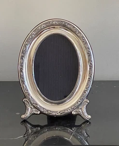 Sterling Silver Oval Photo Frame Made in Italy for Neiman Marcus - Picture 1 of 7