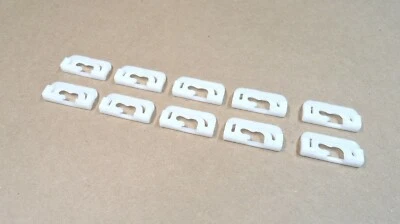 10 WINDSHIELD MOULDING CLIPS FOR HYUNDAI MITSUBISHI CHRYSLER! FITS '84 & UP! - Image 1 of 3