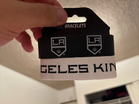 Los Angeles Kings Rubber Wristband Bracelet Set Of 2 NHL Cover
