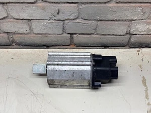 11-16 BMW 528i 535i 740i 750i Motor de dirección asistida eléctrico cremallera y piñón - Imagen 1 de 5