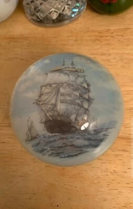 Pisapapeles Barco Grande Vintage - Excelente Estado - Buena Calidad y Detalles  - Imagen 1 de 3