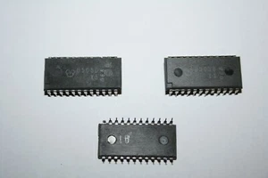 2 x U505D 068 (PC1715 Floppycontroller ROM VEB) Robotron Desktop-PC 1715 - Bild 1 von 6