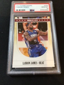 LEBRON JAMES ~ 2011 Panini Hoops #250 PSA 10 gemas COMO NUEVO - Imagen 1 de 3