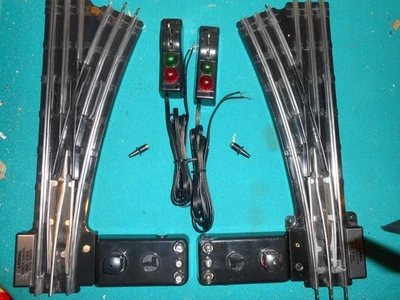 Lionel Pair of O72 switch tracks, Serviced,  EXC. OVER 400 SW .TRKS SOLD - Image 1 of 4