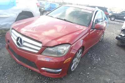 Mercedes-Benz Clase C 2013 transmisión automática OEM 153 k millas - LKQ406836564 Foto 1 de 4