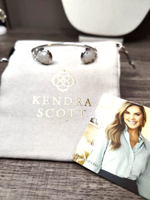 Brazalete ajustable KENDRA SCOTT blanco iridiscente DRUSY cuarzo plata Foto 1 de 4