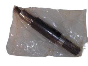 Kubota K5647-34550 SHAFT - Picture 1 of 1