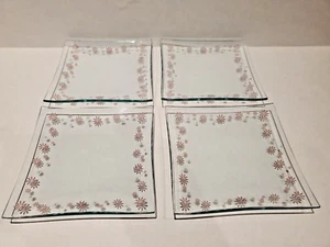 Pampered Chef / Daisy Dessert Plates / Set of 4 Glass / 2818 Pink White Retired - Picture 1 of 13