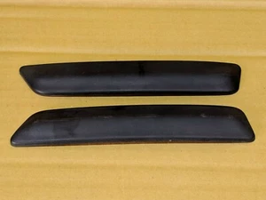 Protectores de esquina trasera genuinos para Toyota Auris 2013 lados izquierdo y derecho - Imagen 1 de 5