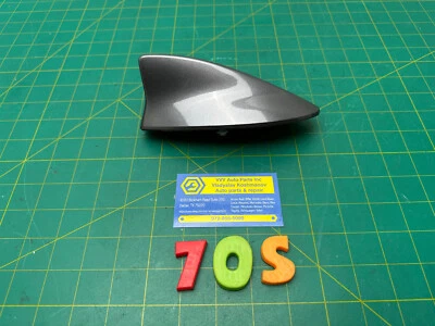 ANTENA DE RADIO ALETA DE TIBURÓN TECHO LEXUS RC350 15-18 roja OEM Foto 1 de 4