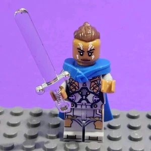 Lego Valkyrie Minifigura Con Espada Marvel Infinity War Saga Avengers Endgame  - Imagen 1 de 4