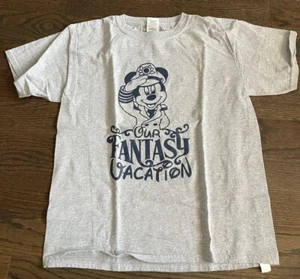 Disney Fantasy Cruise Line Gray T-Shirt Youth Size Small - Picture 1 of 3