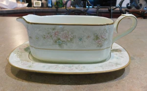 Noritake Willowbrook gravy boat with plate 9722 - Picture 1 of 10