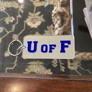 University Of Florida Gators Alumni Keychain Graduation Gift - Picture 1 of 2