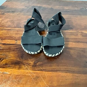 Sorel Women's Ella II Black Espadrille Flat Sandals Size 6 - Picture 1 of 6