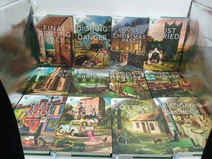 Irish Tearoom Mysteries lot of 12 Books New - Bild 1 von 13