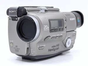 Sony CCD-TR2 8mm Video Camera Digital Hi8 Tape Dubbing Used Tested - Picture 1 of 9