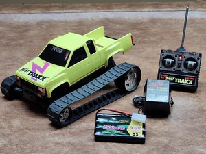 VINTAGE TYCO FAST TRAXX PICK-UP RC (Yellow) 27MHz GREAT CONDITION - WORKS! (#22) - Picture 1 of 22