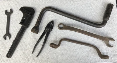 Seis herramientas originales Ford Flathead V8 manivela llaves alicates kit de fábrica  Foto 1 de 4