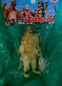 Yamo Mark Braco Alien Luminous Soft Vinyl Wonder Festival 2025 Ultraman Bulmark - Picture 1 of 1