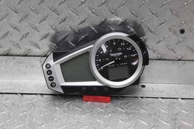 2007 TRIUMPH DAYTONA 675 SPEEDOMETER/TACHOMETER - Image 1 of 4
