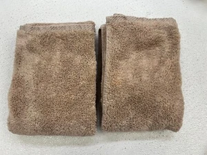Matouk Milagro (2) Hand Towels Dune Color Preowned W/defect 20” X 32” - Picture 1 of 5