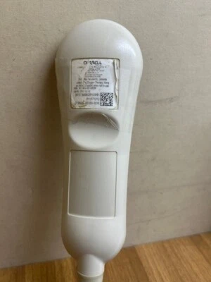 Altavoz/controlador de TV Curbell Medical Products 4C190U-Z100028 Gen4 Foto 1 de 3