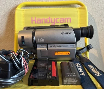 Sony Handycam CCD-TRV615 NTSC Hi8 Camcorder w/Nightshot TESTED WORKING ✅ - Image 1 of 4