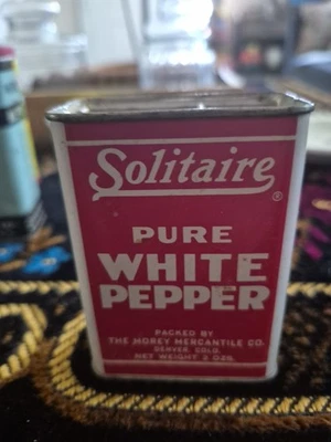 Solitaire Pure White Pepper Spice Tin - Image 1 of 4