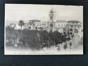 CPA BIZERTE - La Place de l'Eglise et le Square - Imagen 1 de 2