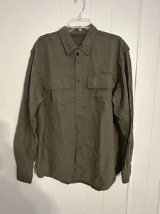 Clearwater Outfitters Men’s Shirt Sz L Button Up Long Sleeve Vented Fishing - Picture 1 of 3