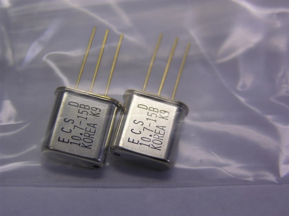 20 ECS 10.7MHz Matched Pair Monolithic Crystal Filters (10 Matched Pairs) - Image 1 of 1