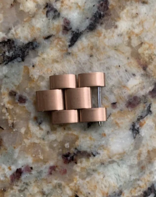 Lote de 2 correas de reloj para mujer Invicta tono oro rosa eslabones adicionales 14 mm con pasadores Foto 1 de 2