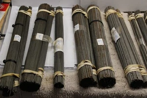 x1 off 13/64" silver steel round bar 13" lengths Stubs Balfour unused old stock - Picture 1 of 4